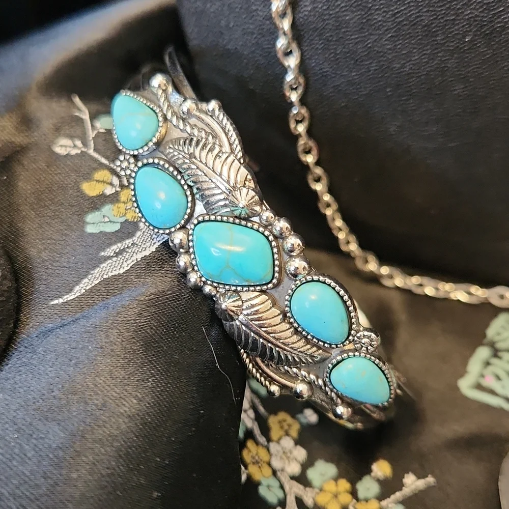 Long Southwestern Silvertone Necklace set